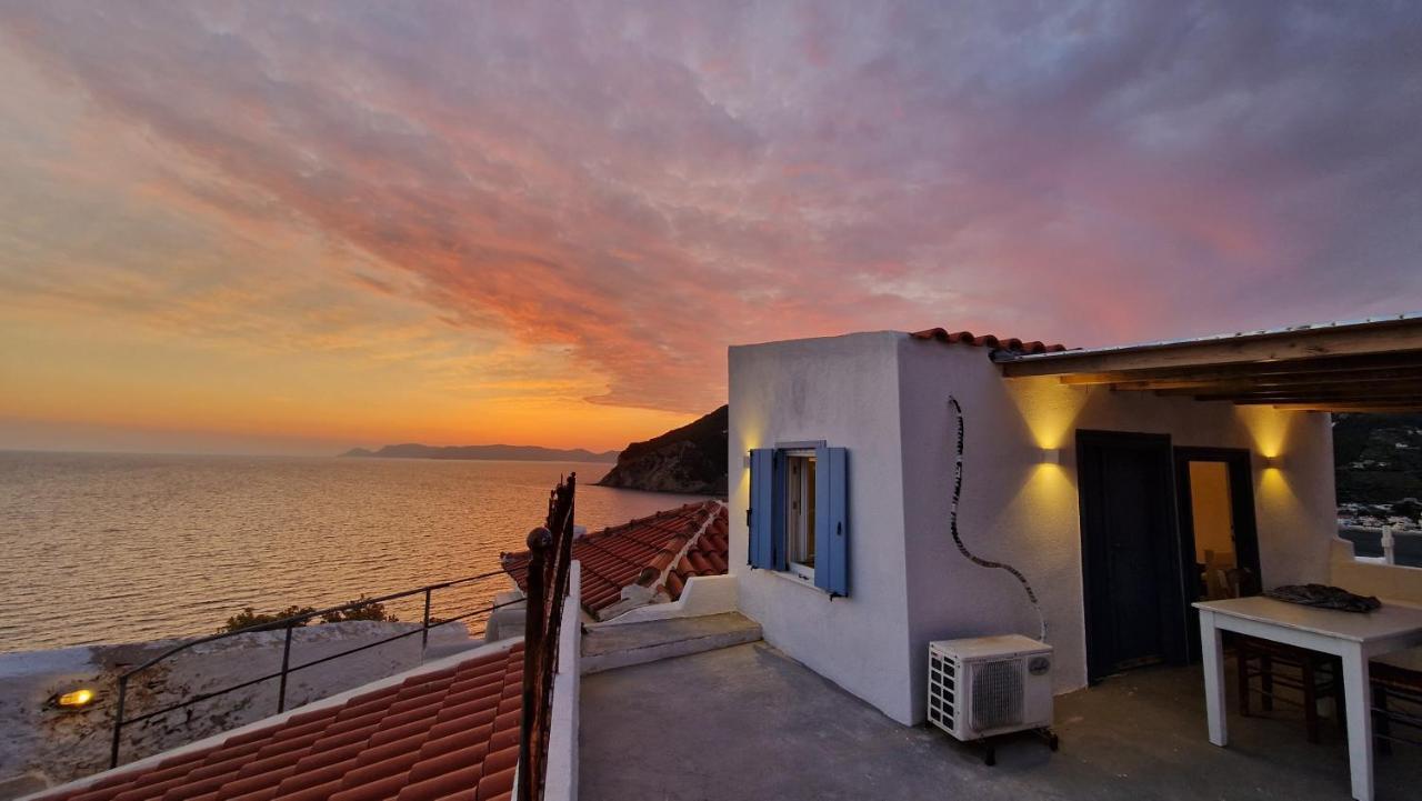 Peppermint Bay Villa สโกเปลอสทาวน์ ภายนอก รูปภาพ
